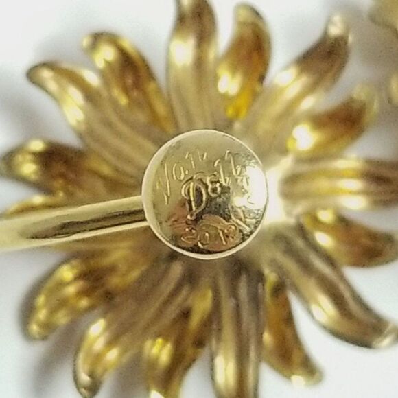 Vintage Gold Filled Floral Sun Shaped Rhinestoen Center Clip On Earrings - Picture 4 of 7